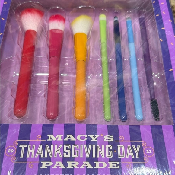Macy's Colorful Brush Set - Picture 3 of 9
